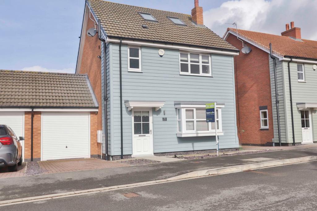 Astley Close, Hedon, Hull, HU12 4 bed detached house £295,000