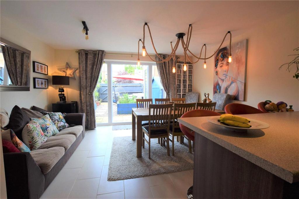 22 The Dingle, Doseley, Telford... 4 bed terraced house £225,000