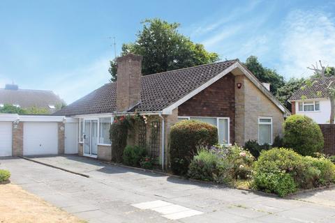 3 bedroom detached bungalow for sale - The Beeches, Brighton BN1 5LS