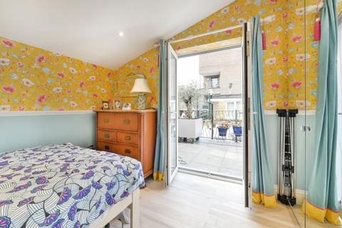 3 bedroom maisonette for sale - New Cross Road, Lewisham, London, SE14
