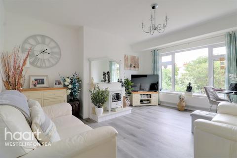 12 Plas Newydd Close, Southend-on-sea, SS1 3AH