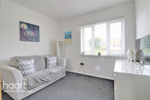 12 Plas Newydd Close, Southend-on-sea, SS1 3AH