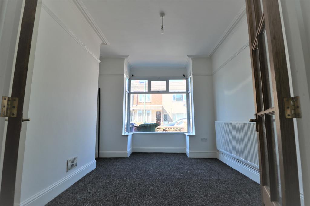 Durban Road, Grimsby, DN32 3 bed terraced house £600 pcm (£138 pw)