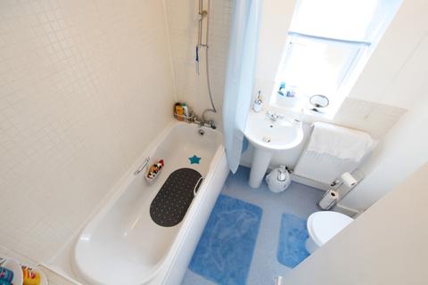 54 Hevea Road, Burton-on-trent, DE13 0SH