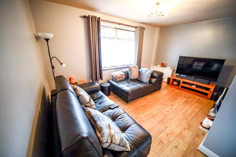 16 Avery Square, Haydock, St Helens, WA11 0XB