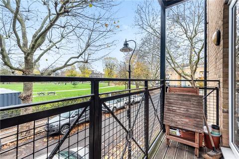2 bedroom apartment to rent, Alscot Road, London, SE1