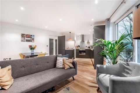 2 bedroom apartment to rent, Alscot Road, London, SE1