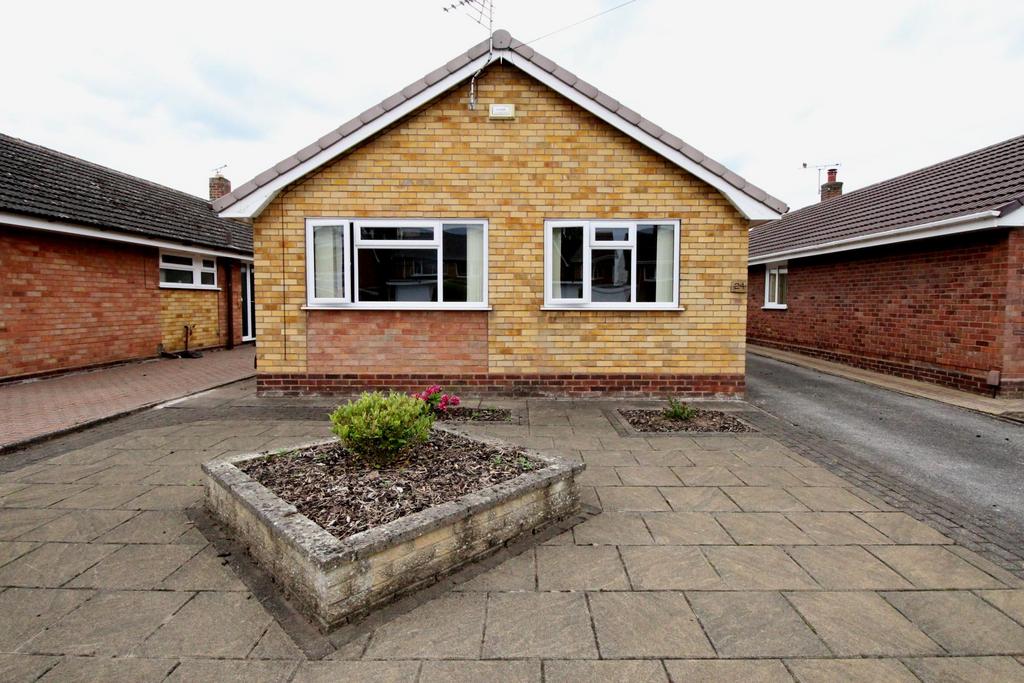 The Beeches, Rugeley. WS15 2QY 3 bed detached bungalow for sale £275,000