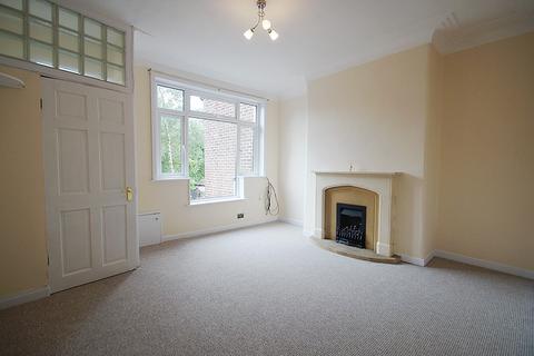 17 Clegg Street, Springhead, Oldham, OL4 4QW