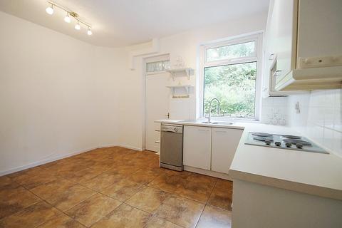 17 Clegg Street, Springhead, Oldham, OL4 4QW