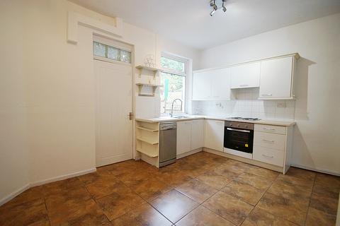 17 Clegg Street, Springhead, Oldham, OL4 4QW