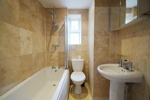 17 Clegg Street, Springhead, Oldham, OL4 4QW