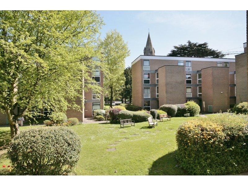 Butler Close, Oxford, Oxford, Oxfordshire, OX2 2 bed apartment £1,450