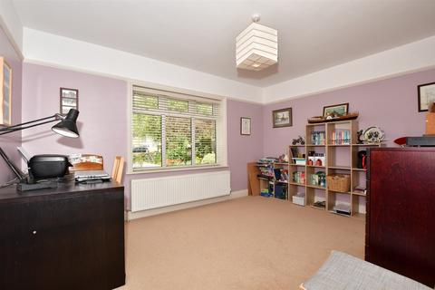 87 Chestfield Road, Chestfield, Whitstable, CT5 3JH