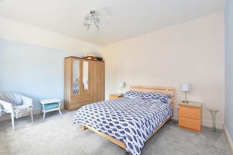 87 Chestfield Road, Chestfield, Whitstable, CT5 3JH