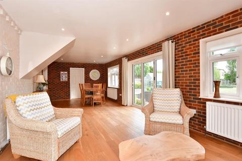 87 Chestfield Road, Chestfield, Whitstable, CT5 3JH