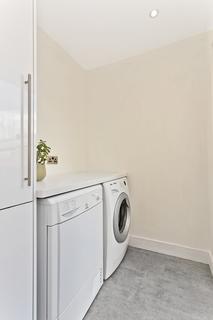 10 Tramore Crescent, Prestwick, KA9 1LT
