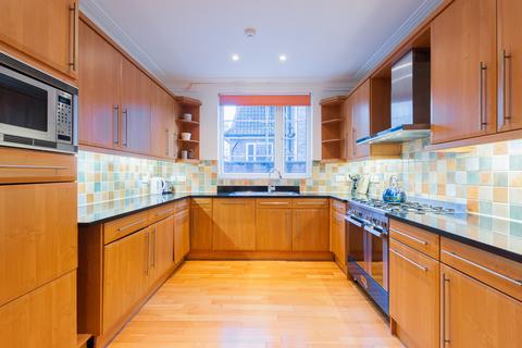 7 bedroom semi-detached house to rent, Porchester Terrace, London W2