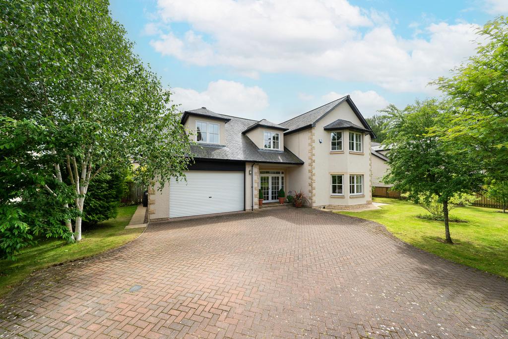 Pinel Grove, Druids Park, Murthly PH1 5 bed detached house £599,000