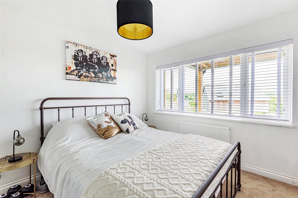 Bed 1