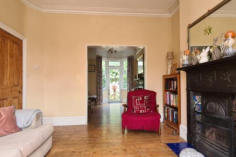 40 Capel Road, Barnet, EN4 8JE
