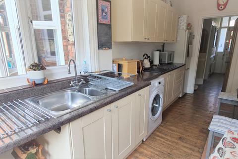 40 Capel Road, Barnet, EN4 8JE