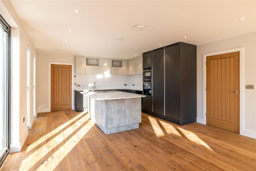 Kitchen/Dining