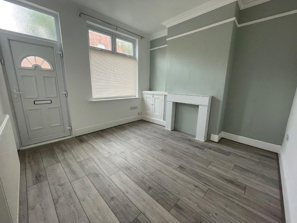 Beaumanor Rd, Leicester, LE4 2 bed terraced house £795 pcm (£183 pw)