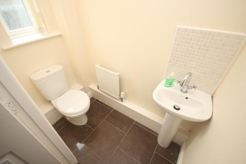3 bedroom semi-detached house for sale - Bayfield, West Allotment, Newcastle upon Tyne, NE27 0FE