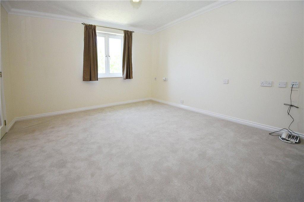 Alma Road, Romsey, Hampshire 1 bed apartment for sale £152,500