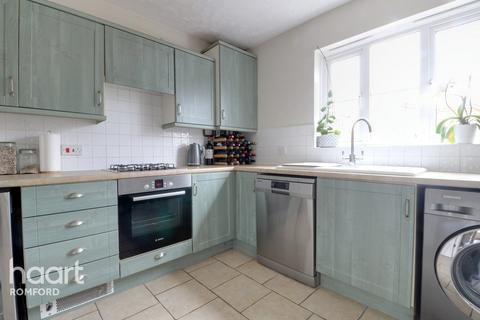57 Jasmine Road, Rush Green, Romford, RM7 0WZ
