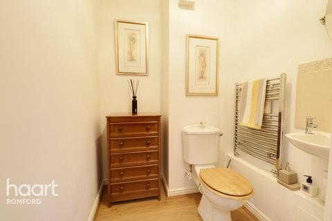 57 Jasmine Road, Rush Green, Romford, RM7 0WZ