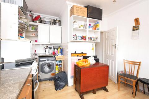25 Bostall Hill, London, SE2 0RB