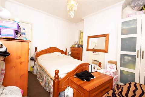 25 Bostall Hill, London, SE2 0RB