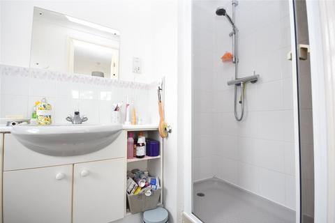11 Kidner Close, Luton, LU2 7SX