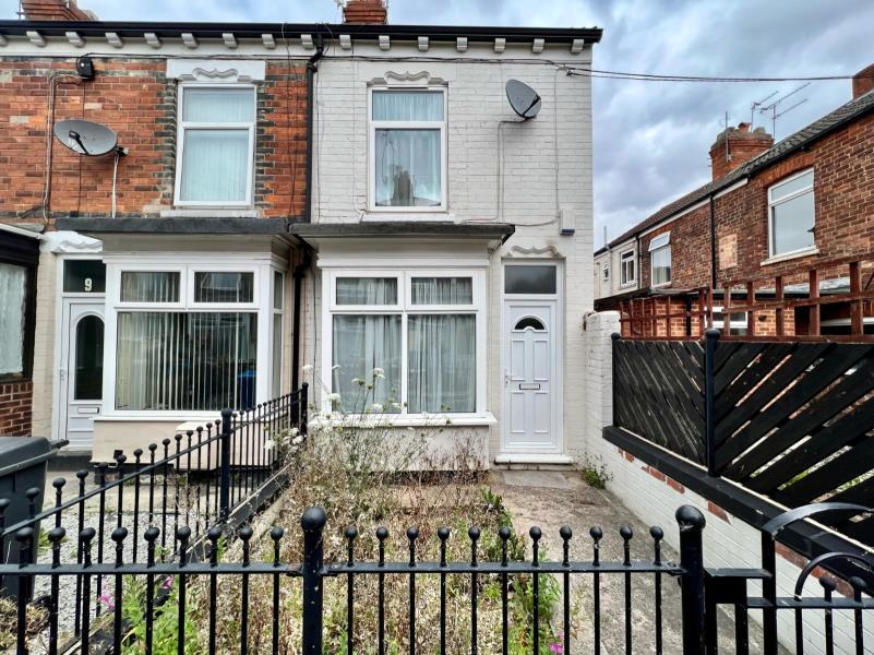 Carisbrooke Avenue, De La Pole... 2 bed end of terrace house £475 pcm (£110 pw)