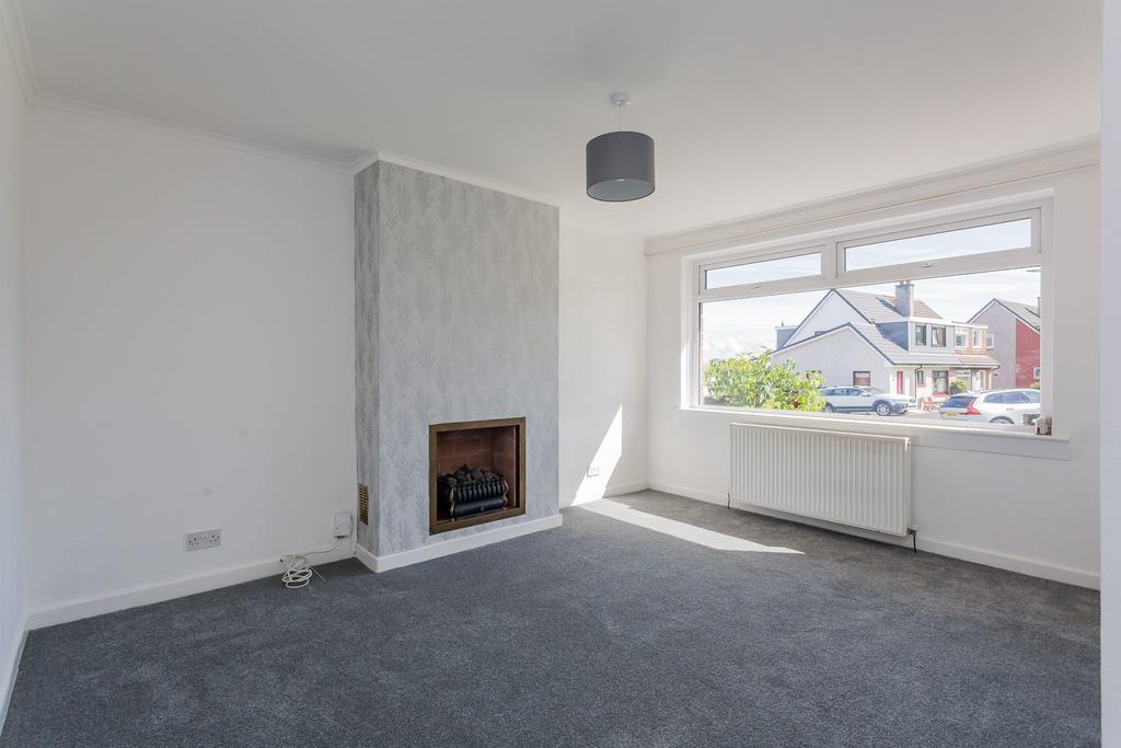 32 Rosedale Avenue, Paisley, PA2 0RR 3 bed semidetached villa £165,000