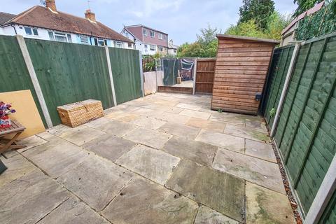 10 Templecroft, Ashford, TW15 1TJ