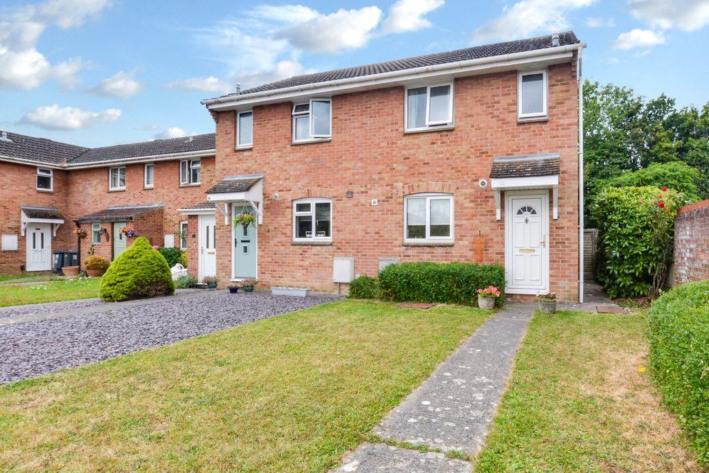 66, Alderton Way, Trowbridge BA14 0UH 2 bed end of terrace house - £225,000