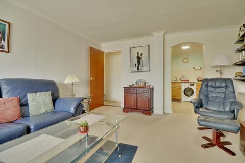 1 bedroom flat for sale, Ashby Place, Southsea