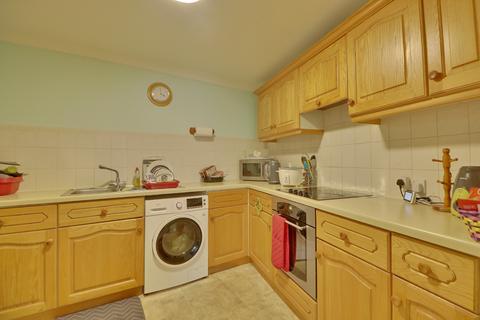 1 bedroom flat for sale, Ashby Place, Southsea