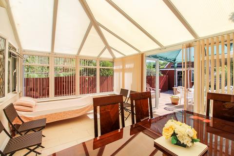41 Anglesey Close, Crawley, RH11 9HG
