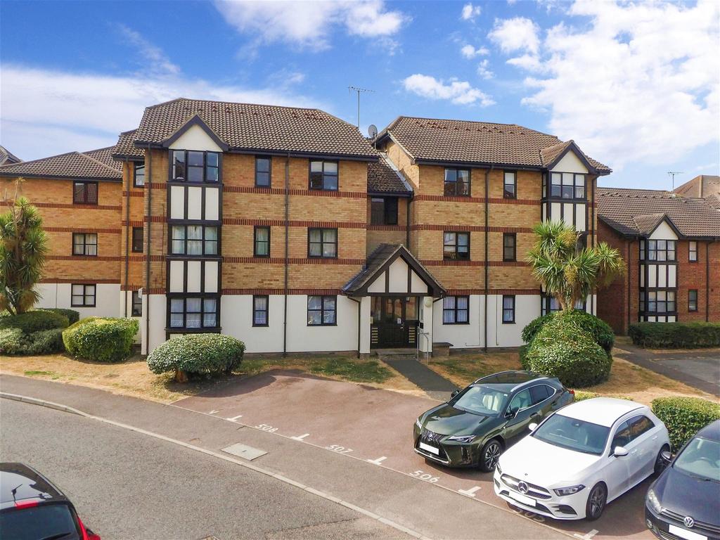 Osbourne Road, Dartford, Kent 1 bed ground floor flat for sale £180,000
