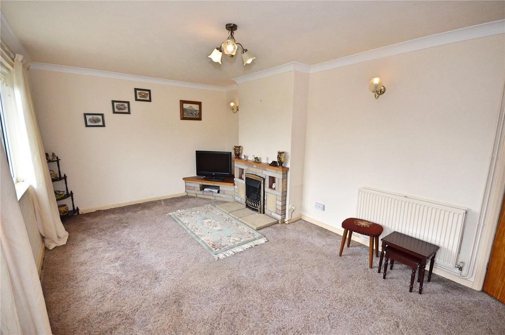 Garth Owen, Newtown, Powys, SY16 3 bed terraced house £165,000