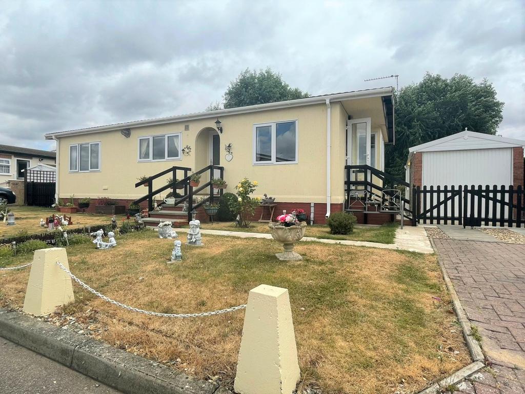 Marina View, Dogdyke, LN4 2 bed park home £110,000