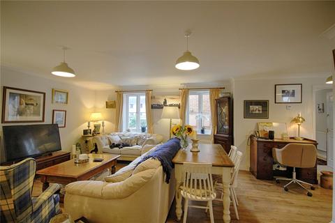 2 bedroom apartment for sale - Village Mews, Cheltenham, Gloucestershire, GL51