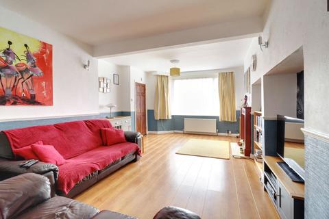3 bedroom semi-detached house for sale - Northampton Lane North, Moulton, Northampton NN3 7RQ