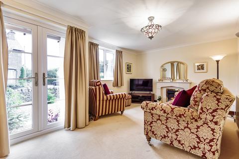 4 The Meadows, Arnside, Carnforth, LA5 0EY