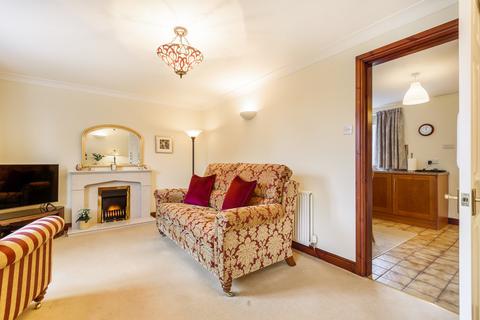 4 The Meadows, Arnside, Carnforth, LA5 0EY