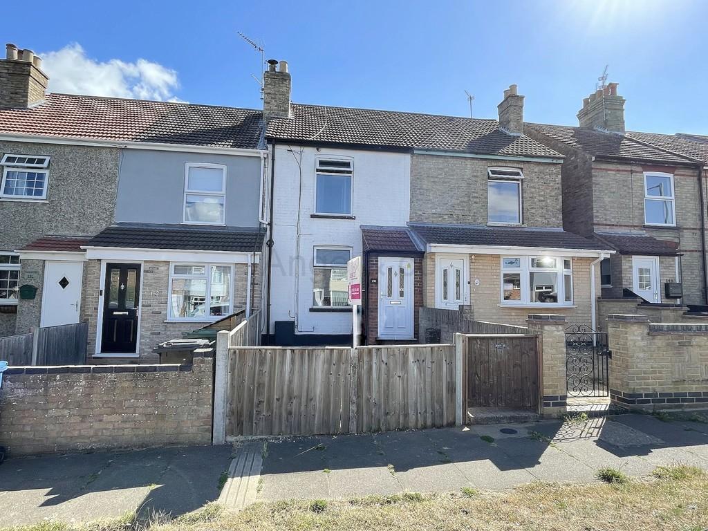 The Avenue, Pakefield, Lowestoft 2 bed terraced house £220,000